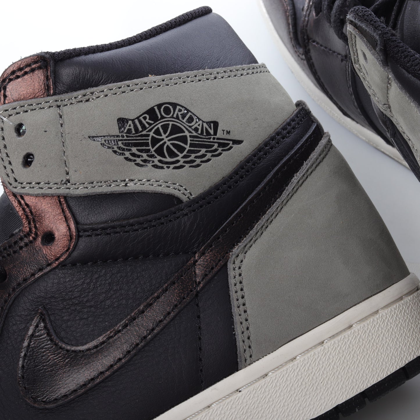 Air Jordan 1 High OG “Light Army”