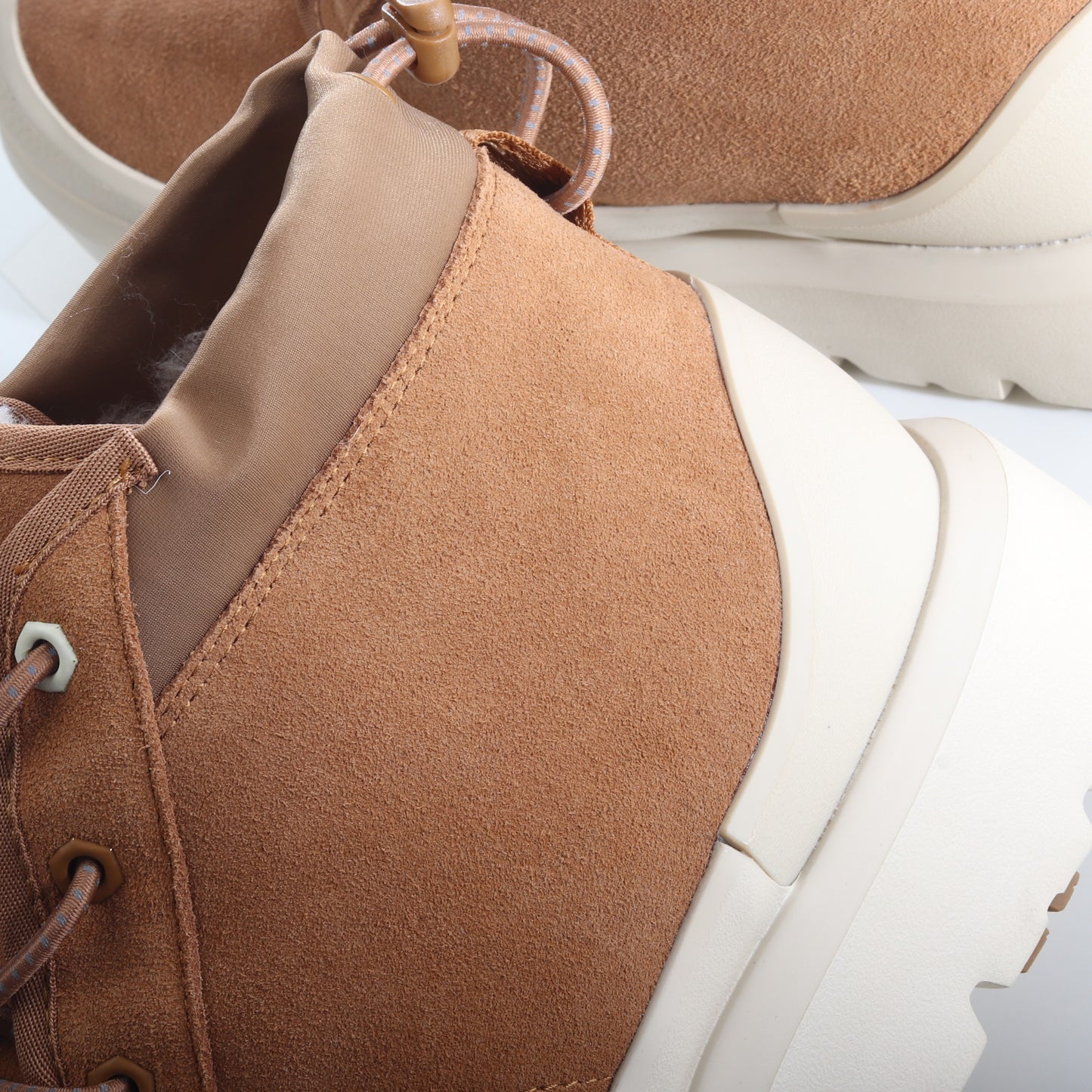 UGG Neumel Weather Hybrid Boot MDL Unisex