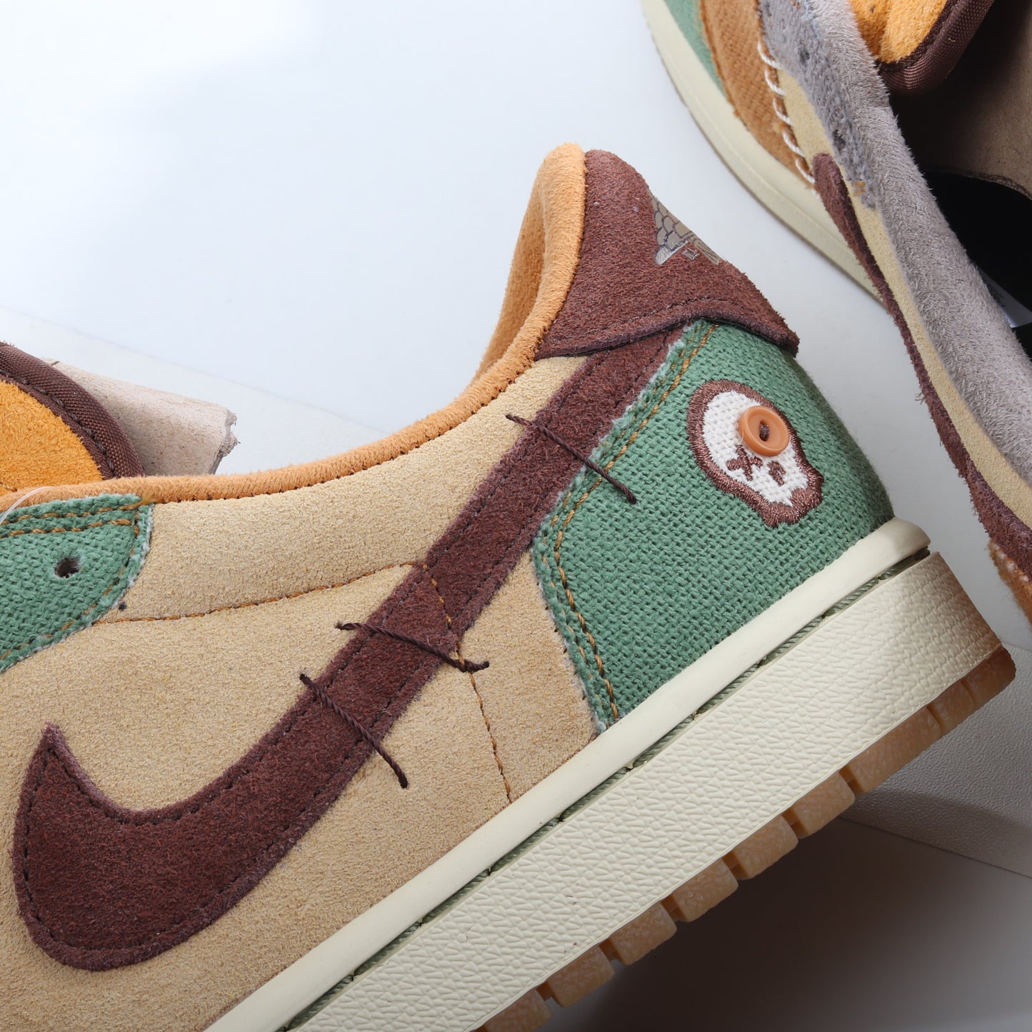 Air Jordan 1 Low X Zion Williamson