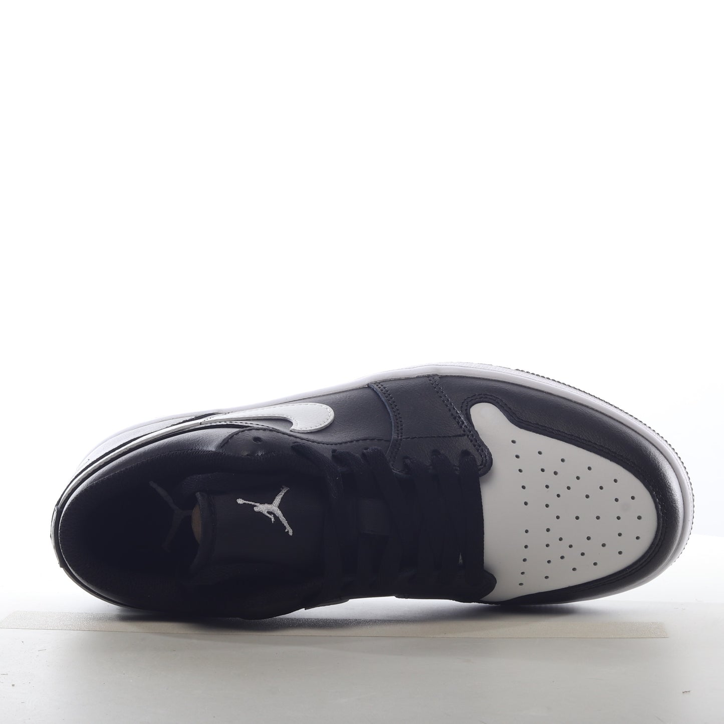 Air Jordan 1 Low Orca Black White