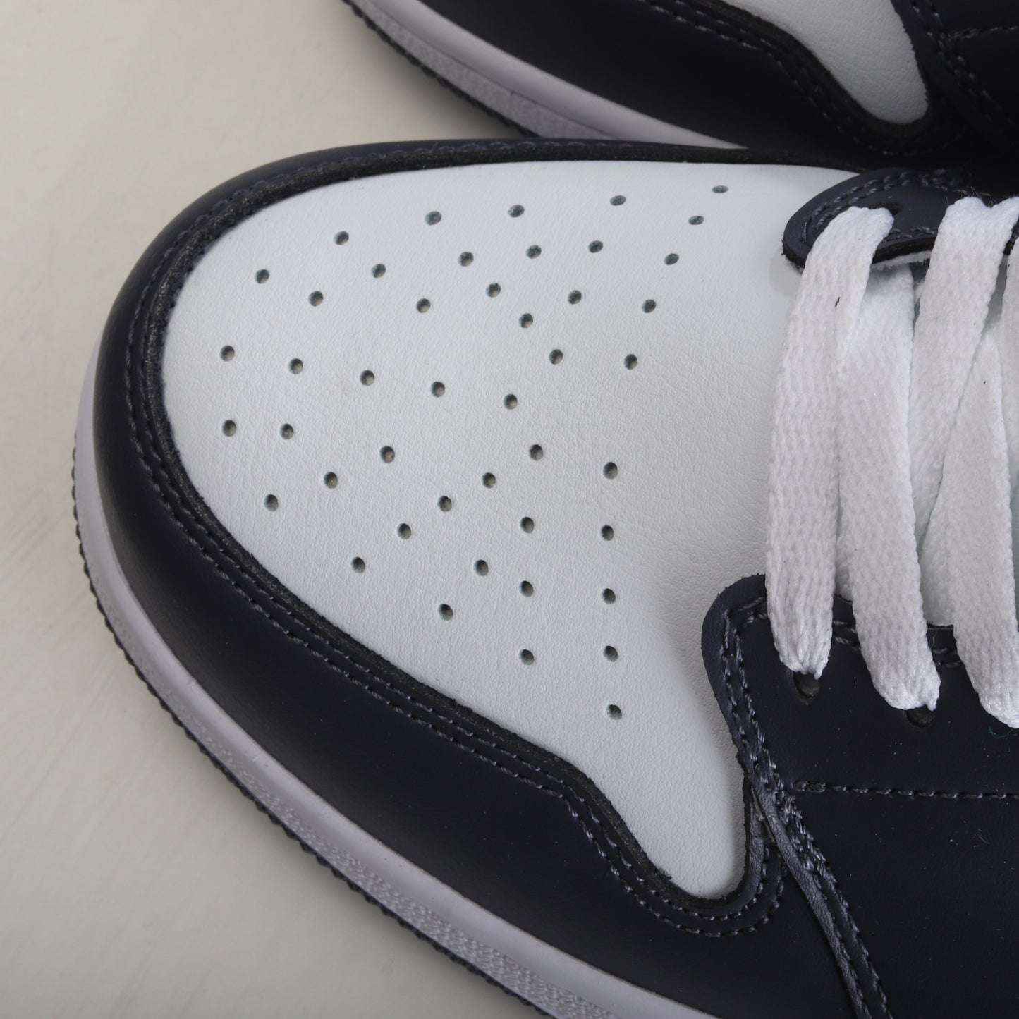 Air Jordan 1 Low Mints A Purple Twist