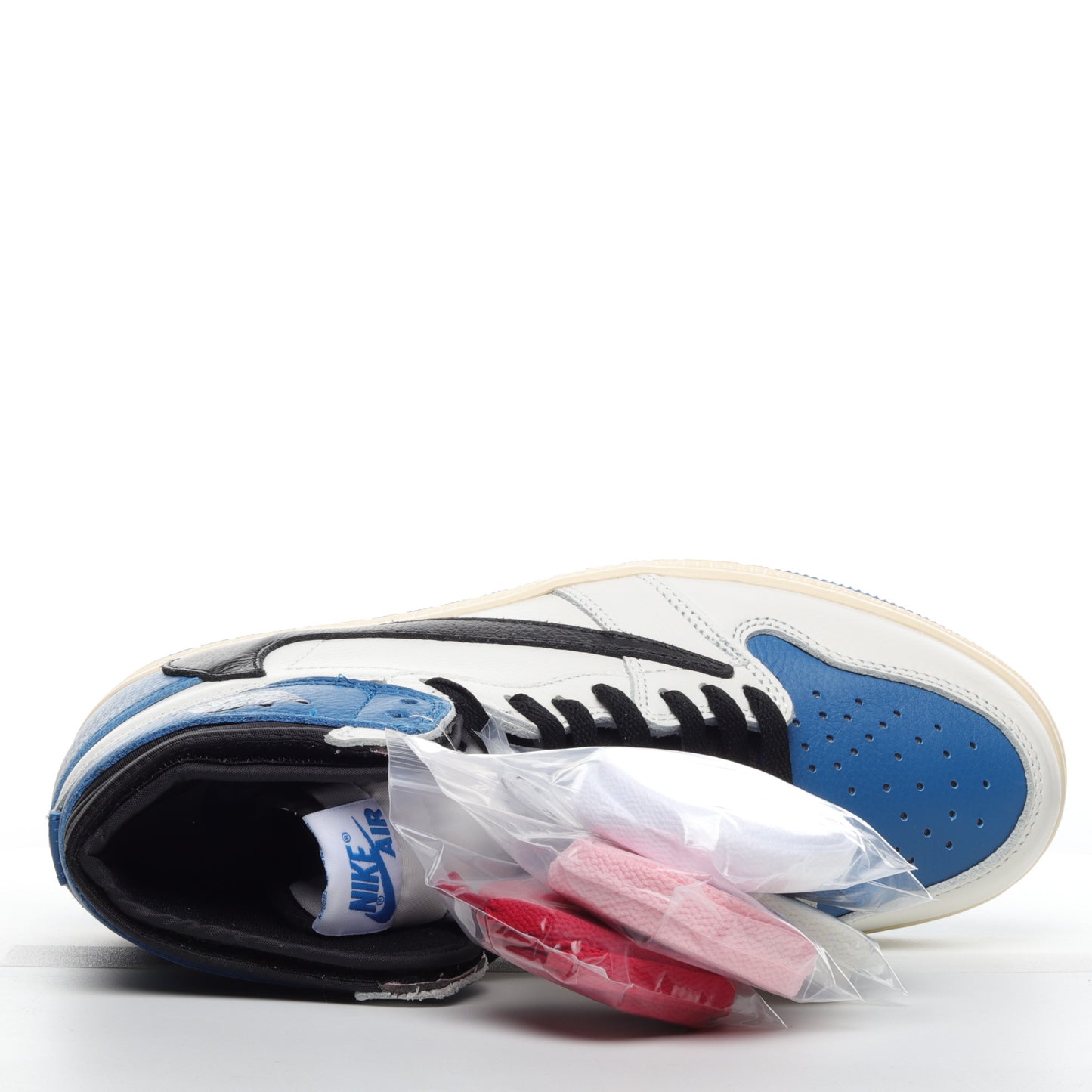 Air Jordan 1 Retro High OG SP Fragment x Travis Scott