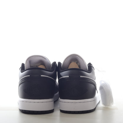 Air Jordan 1 Low Panda