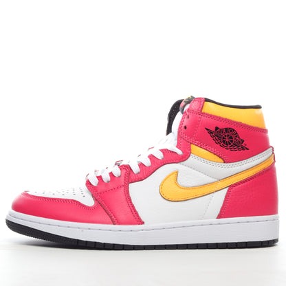 Air Jordan 1 Retro High OG 'Light Fusion Red'