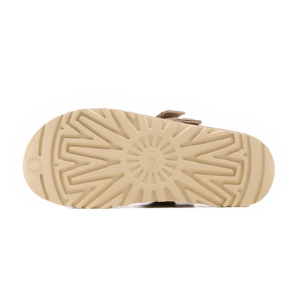 UGG Goldenstar Villa Clog Sand