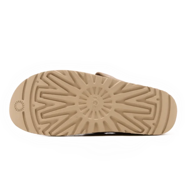 UGG Goldenstar Hi Clog Sand