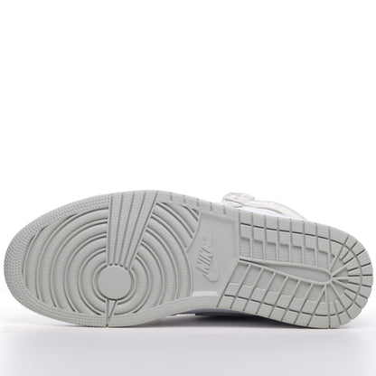 Air Jordan 1 Retro High OG Seafoam