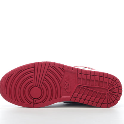 Air Jordan 1 Retro High Satin "Black Toe"