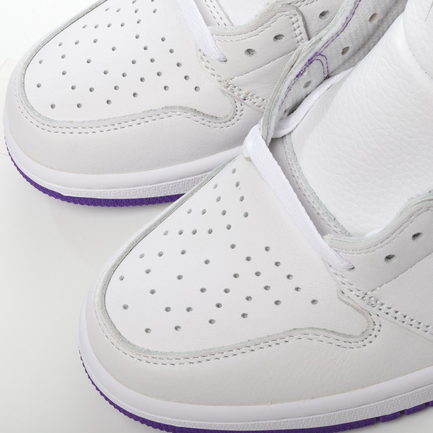 Air Jordan 1 High OG Women 'Court Purple'