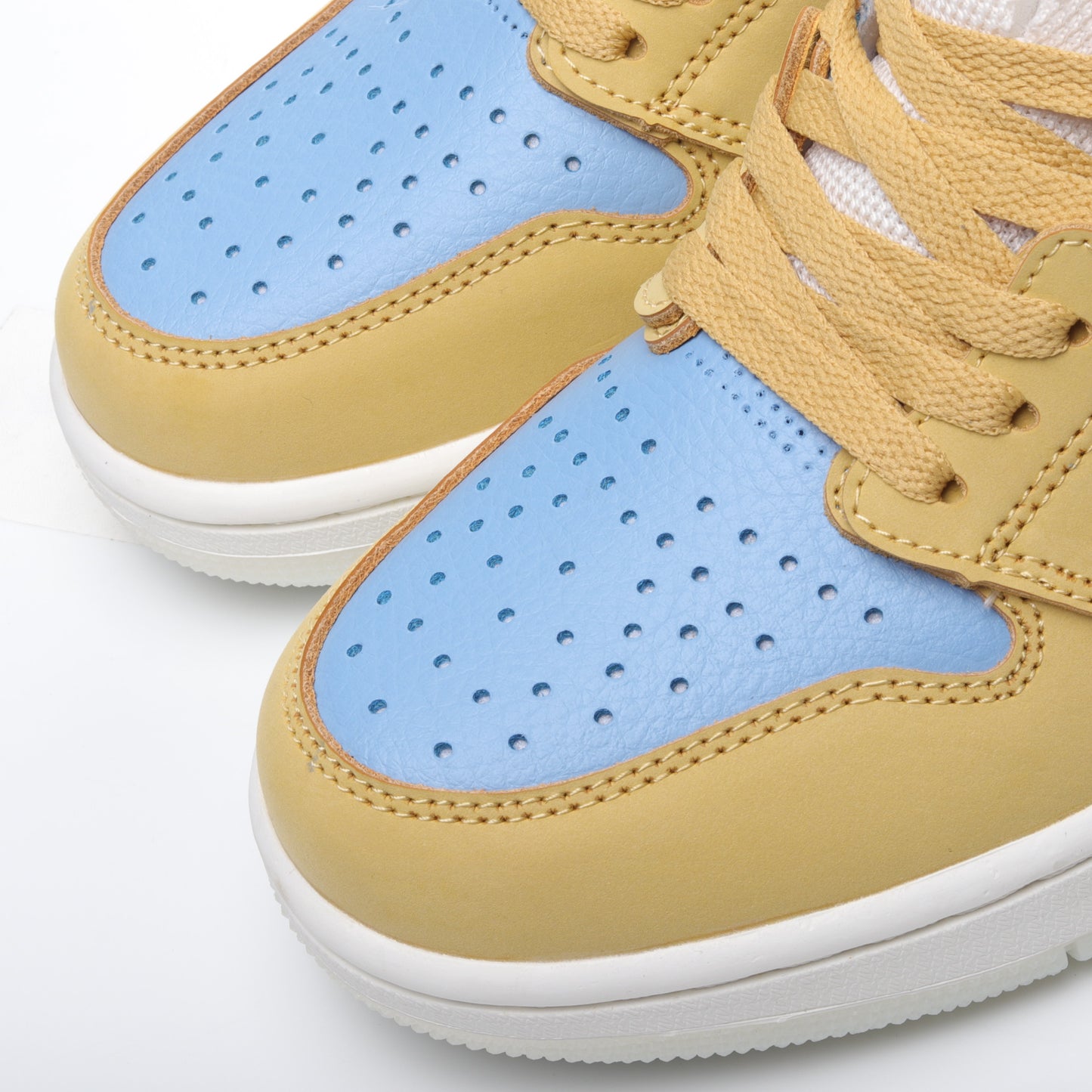 Air Jordan 1 Zoom CMFT Psychic Blue