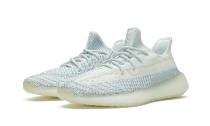 yeezy 350 v2 Cloud White