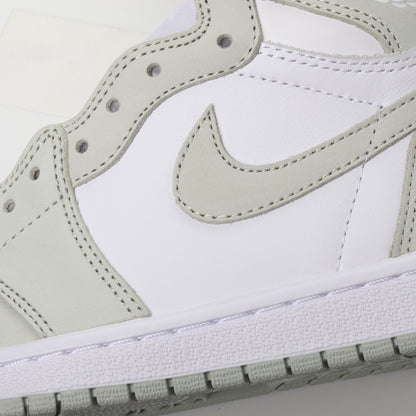 Air Jordan 1 Retro High OG Seafoam