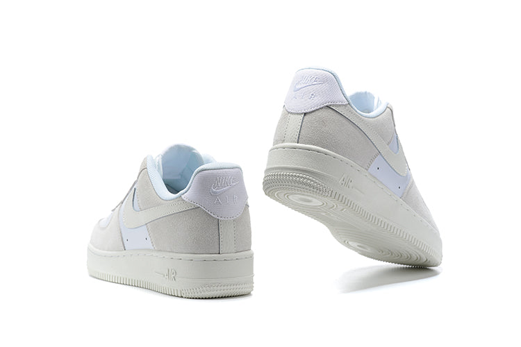 Nike Air Force 1 LV8 Platinum Tint