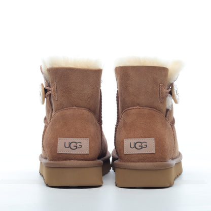 UGG Mini Bailey Button Chestnut Unisex