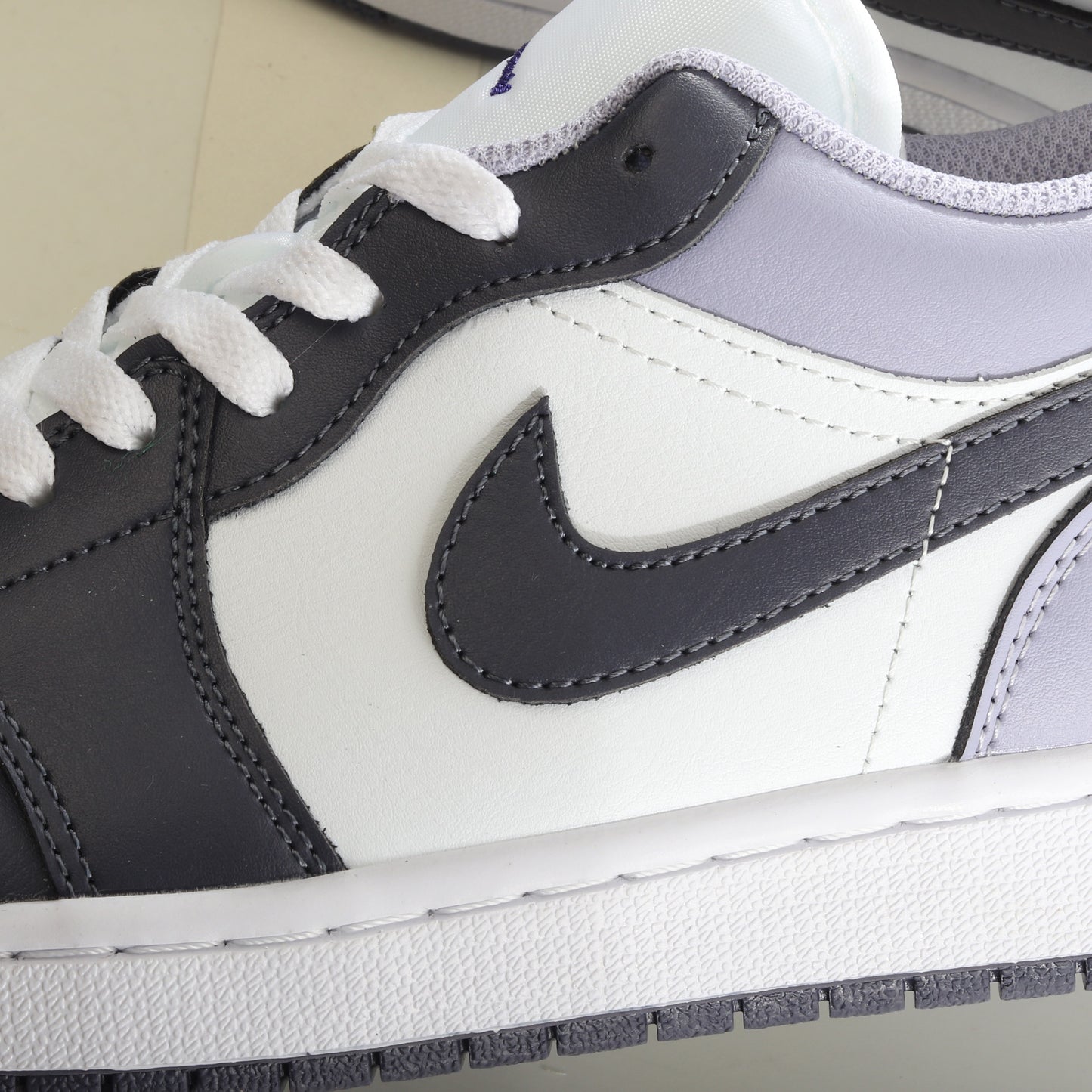 Air Jordan 1 Low Mints A Purple Twist