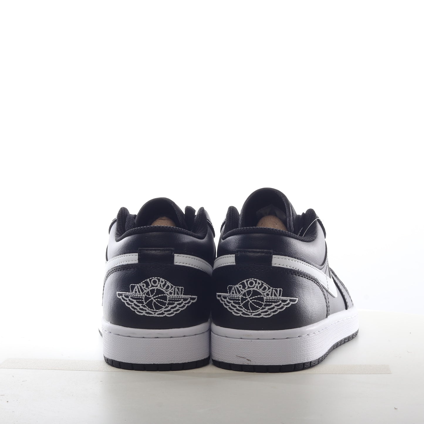 Air Jordan 1 Low Orca Black White