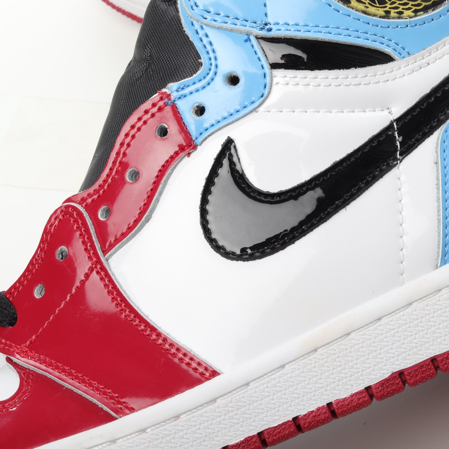 Air Jordan 1 Retro OG High "Fearless"