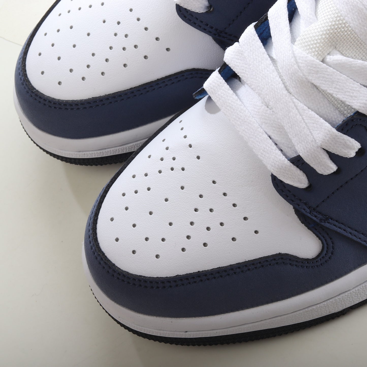 Air Jordan 1 Low Diffused Blue