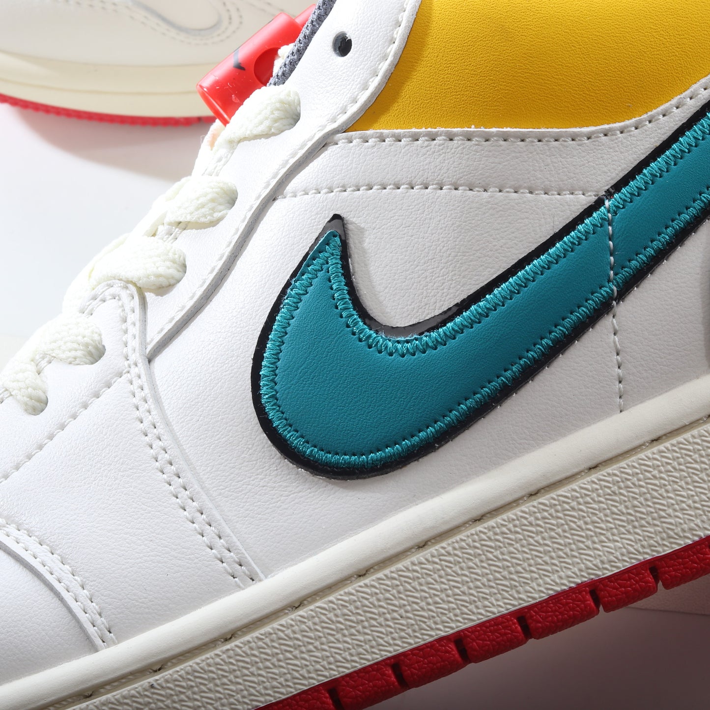 Air Jordan 1 Low PRM Sail Cashmere