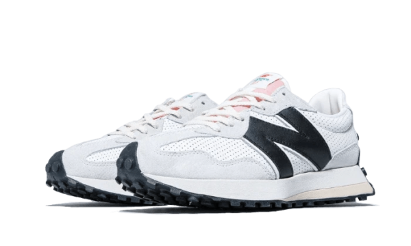 New Balance 327 Casablanca Black