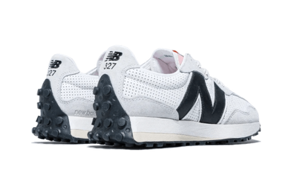 New Balance 327 Casablanca Black